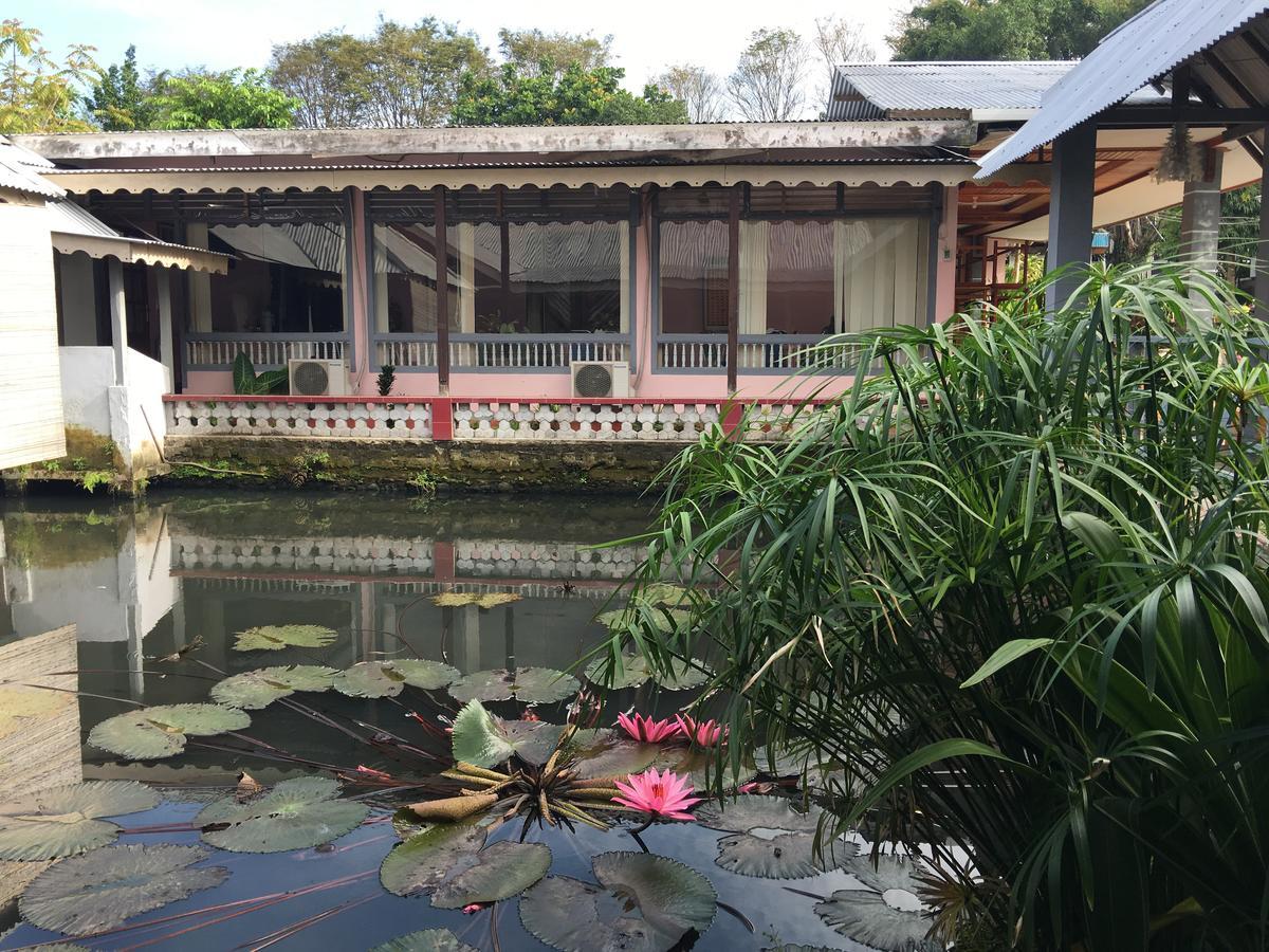 塔马西亚花园酒店 Kotamobagu 外观 照片