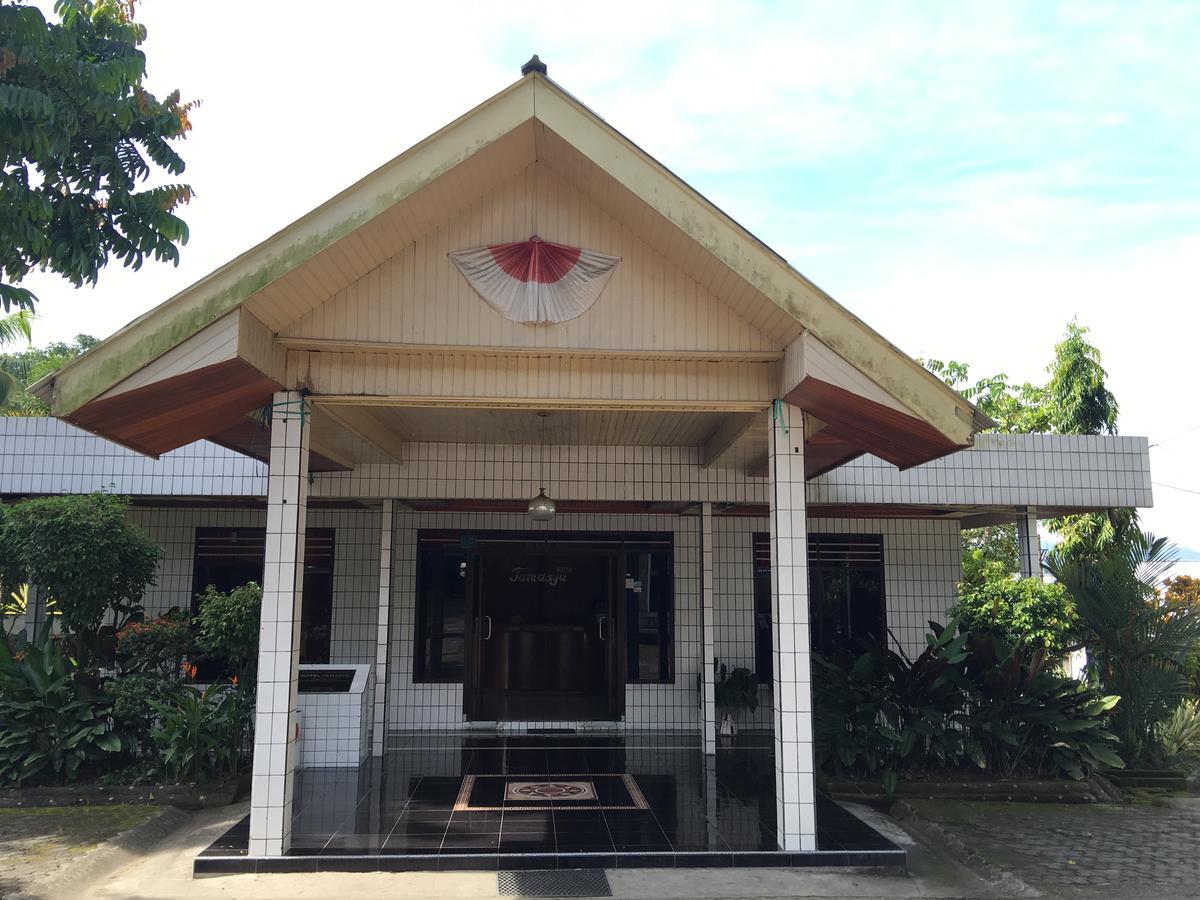 塔马西亚花园酒店 Kotamobagu 外观 照片